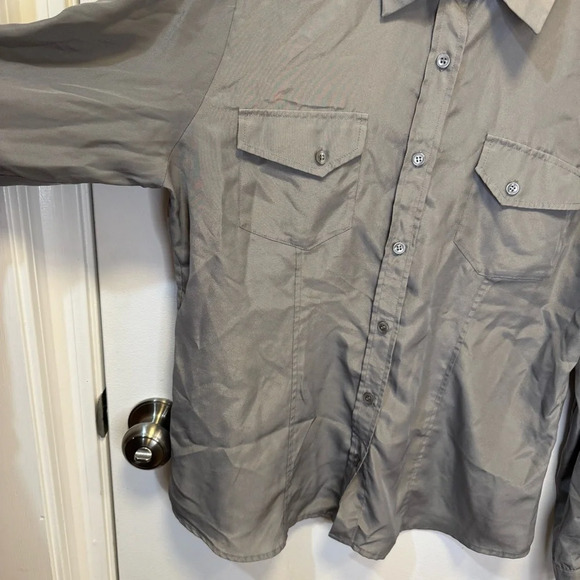 Women’s Top Pendleton Gray Metalic Shirt Button Down size 12 - Picture 9 of 14